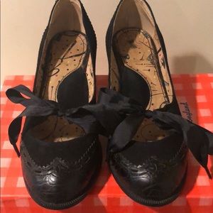 Miss L Fire Mamie in Black